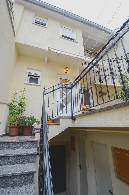 E&E Apartment Arena With Free Private Parking Pula Zewnętrze zdjęcie