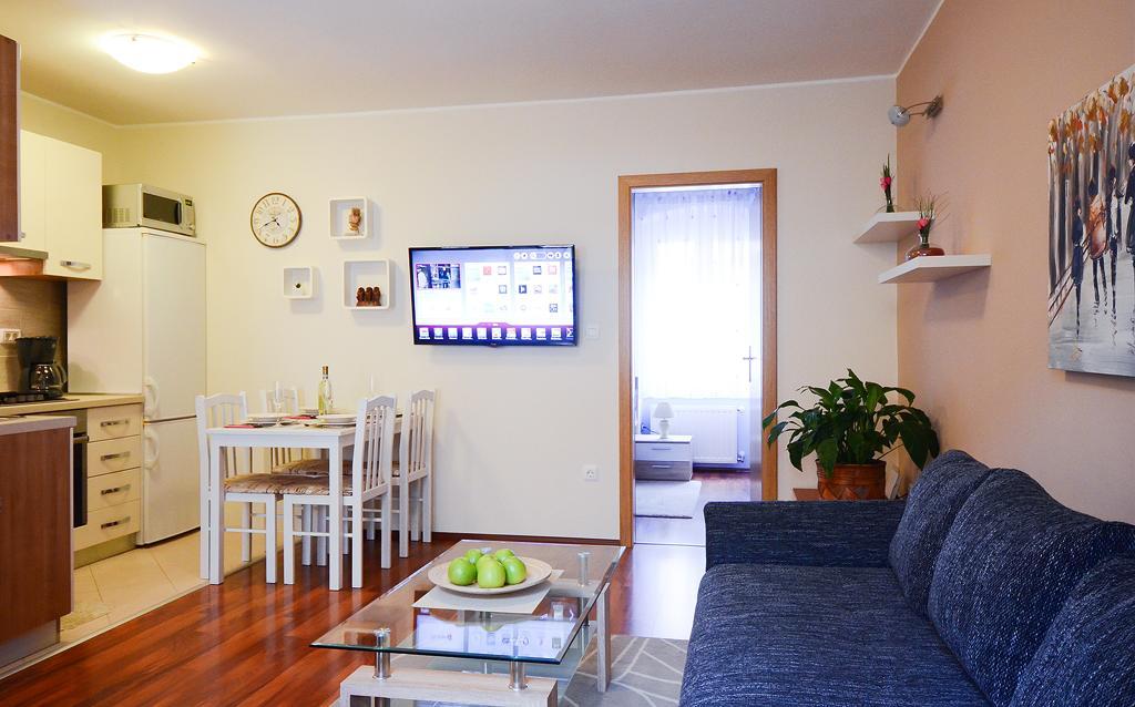 E&E Apartment Arena With Free Private Parking Pula Zewnętrze zdjęcie