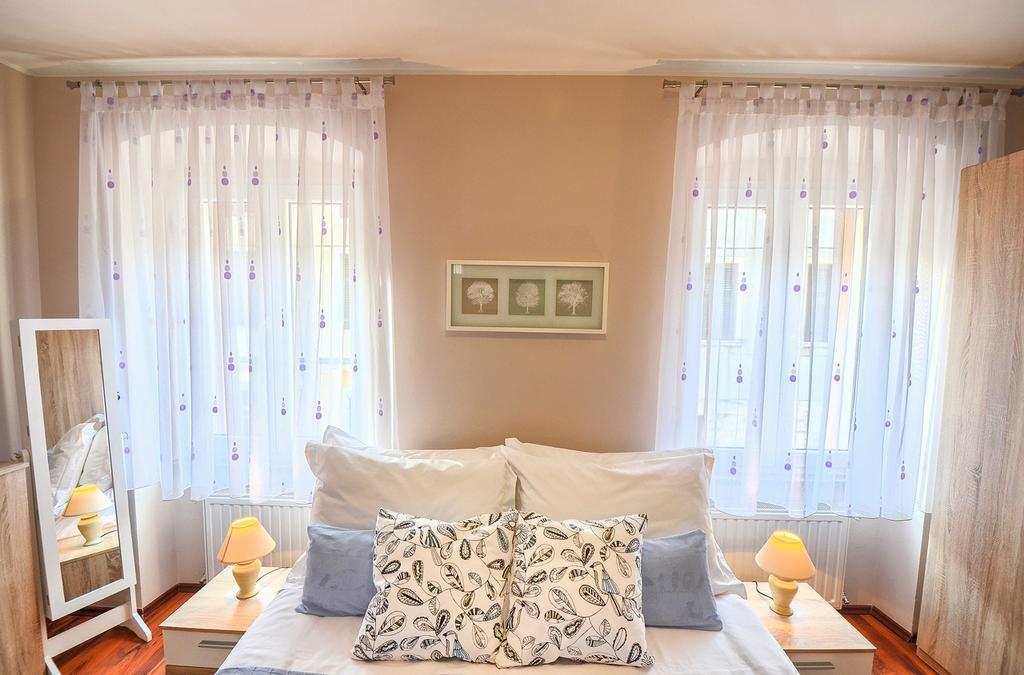E&E Apartment Arena With Free Private Parking Pula Zewnętrze zdjęcie